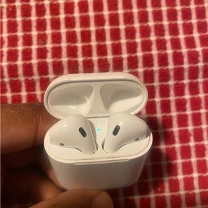 Air Pods second generation